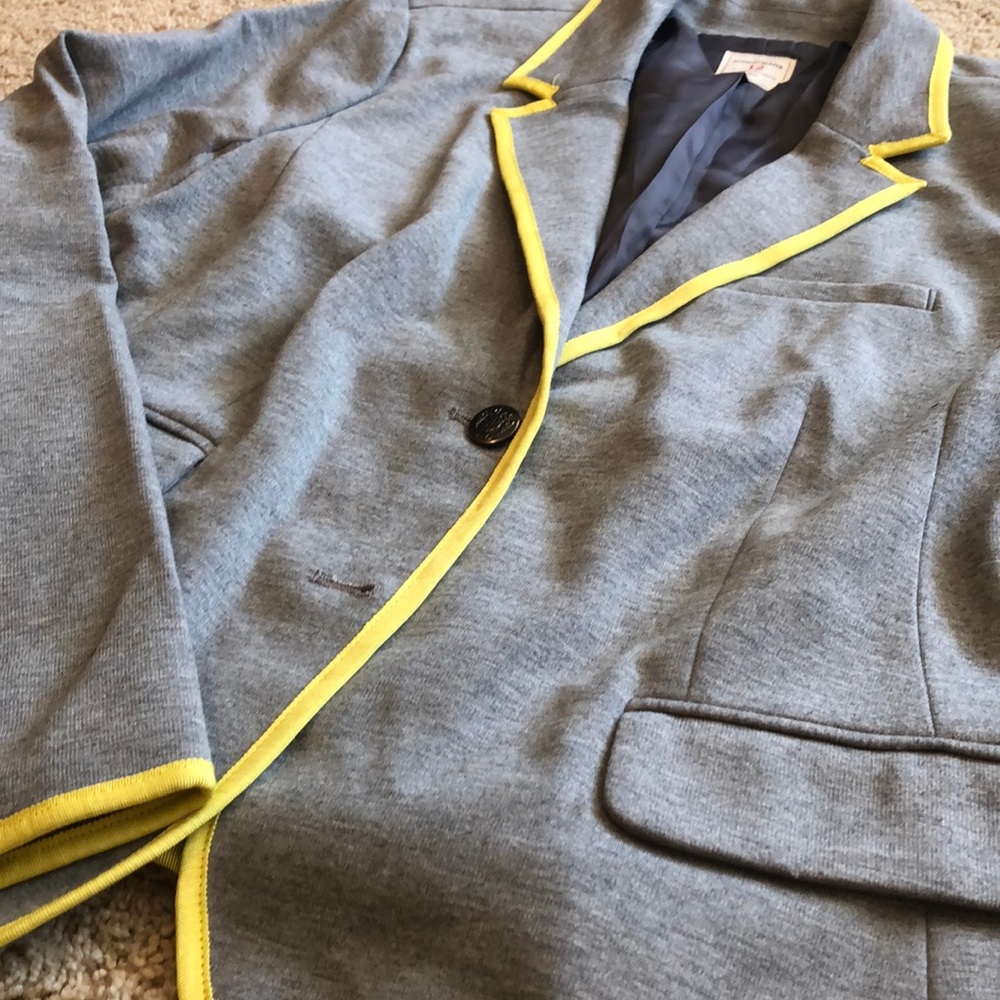 GAP Jacket - Picture 2 of 4